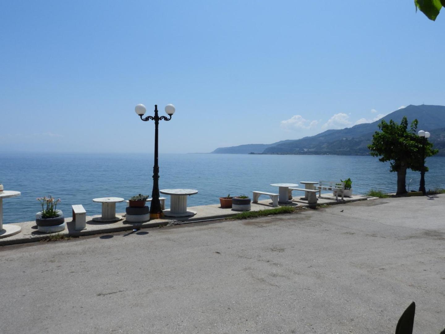 Panorama Hotel - Restaurant Диакоптон Экстерьер фото
